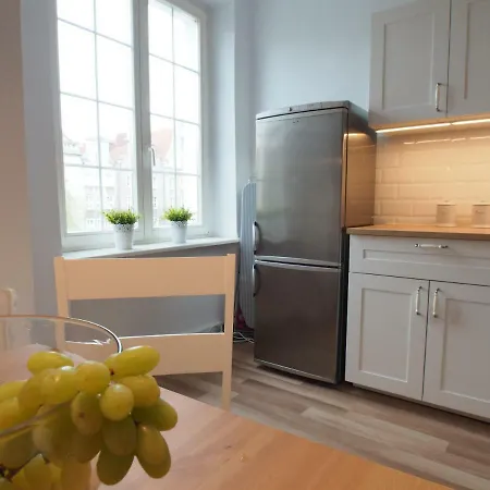 Grand-tourist Iris K2202 *