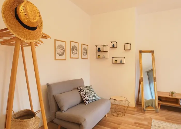 Grand-tourist Iris K2202 Apartment *